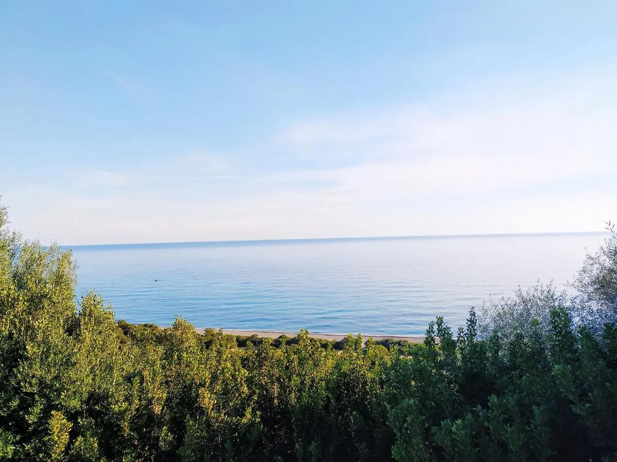 Campeggio New Camping Coccorrocci Marina di Gairo Italia